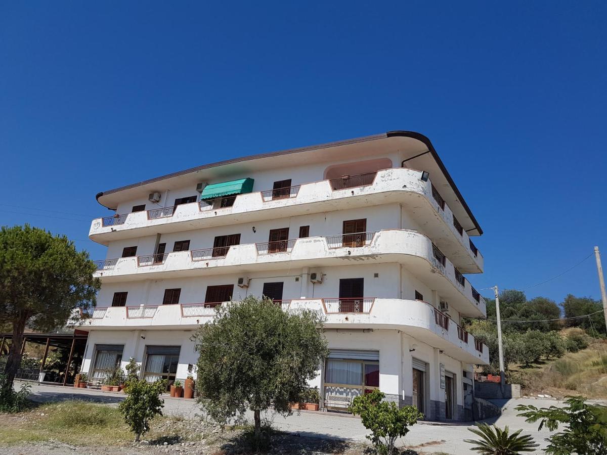 La Primula Hotel Bova Marina Exterior photo